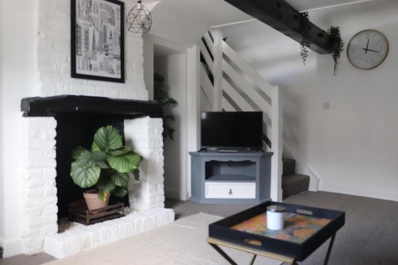 Grade I Listed Luxury Apartment In Hertfordshire แวร์ ภายนอก รูปภาพ